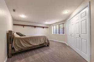 1436 E Vine St S, Murray, UT 84121 - Photo 50