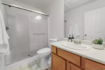 181 Rockey Park Ln, Draper, UT 84020 - Photo 16