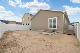 1146 Vegas St W, Grantsville, UT 84029 - Photo 4