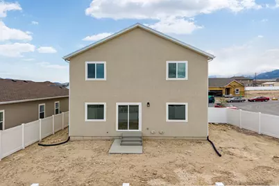 1137 Vegas St W, Grantsville, UT 84029 - Photo 6