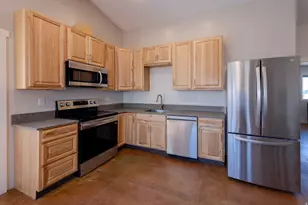 69 N Mt Peale Dr, Moab, UT 84532 - Photo 4