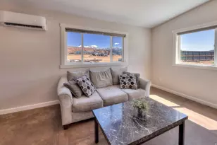 69 N Mt Peale Dr, Moab, UT 84532 - Photo 14