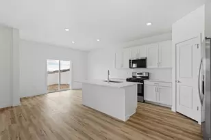 924 Silver Fox Dr, Grantsville, UT 84029 - Photo 8