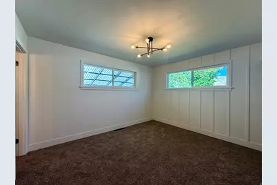 1028 N Nocturne Dr W, Salt Lake City, UT 84116 - Photo 8