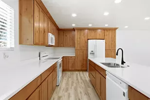 4796 S River Meadow Way, Taylorsville, UT 84123 - Photo 12