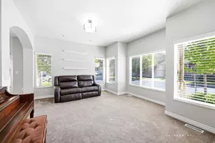 740 S Clearwater Ct, Layton, UT 84041 - Photo 6