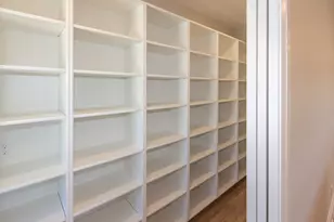 527 N 100 W, Hyde Park, UT 84318 - Photo 8