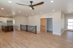527 N 100 W, Hyde Park, UT 84318 - Photo 12
