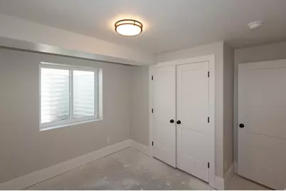 527 N 100 W, Hyde Park, UT 84318 - Photo 26