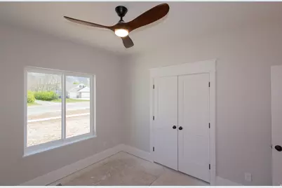 527 N 100 W, Hyde Park, UT 84318 - Photo 18