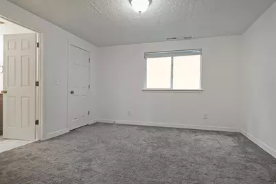 9485 S Fairway View Dr, Sandy, UT 84070 - Photo 16