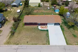165 E 200 S, Monticello, UT 84535 - Photo 2