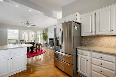 3331 E Larchmont Dr S, Salt Lake City, UT 84109 - Photo 6