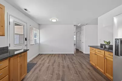 1108 E Holyoak Ln, Moab, UT 84532 - Photo 8