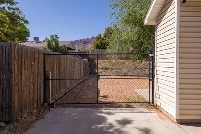 1108 E Holyoak Ln, Moab, UT 84532 - Photo 26