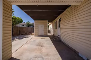 1108 E Holyoak Ln, Moab, UT 84532 - Photo 24