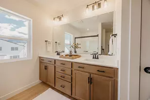 944 W Columbia Ct, Riverdale, UT 84405 - Photo 38