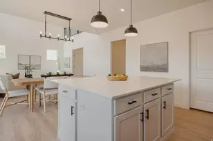 944 W Columbia Ct, Riverdale, UT 84405 - Photo 14