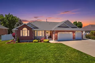 776 S Flint St W, Layton, UT 84041 - Photo 1