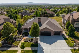 1174 S Deer Ridge Rd E, Fruit Heights, UT 84037 - Photo 2