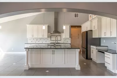 1174 S Deer Ridge Rd E, Fruit Heights, UT 84037 - Photo 10