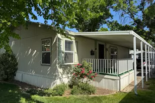 244 E Pan American E, Murray, UT 84107 - Photo 2