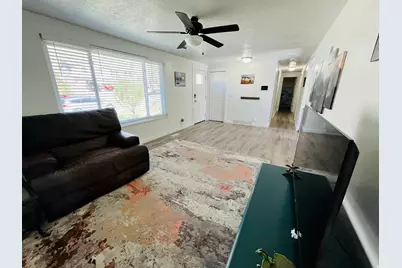 988 N Smith Dr, Price, UT 84501 - Photo 4