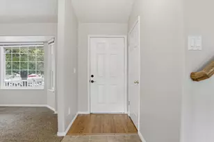 2290 N 1060 E, Lehi, UT 84043 - Photo 2
