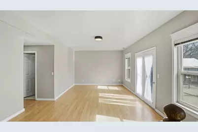 2290 N 1060 E, Lehi, UT 84043 - Photo 8
