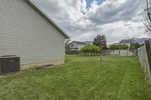 2290 N 1060 E, Lehi, UT 84043 - Photo 36