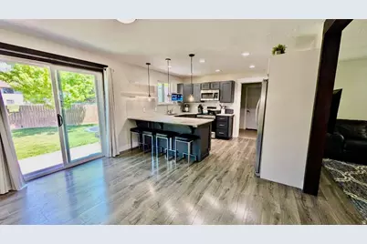 234 W Georgia Ave N, Harrisville, UT 84404 - Photo 4