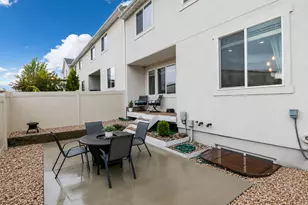 5567 W Rokeby Ln S, Herriman, UT 84096 - Photo 18