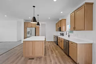 4175 E Mountain Vw Dr, Kanab, UT 84741 - Photo 12