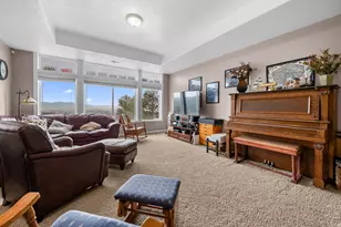 708 N Eagleridge Dr E, Bountiful, UT 84010 - Photo 24