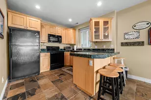 708 N Eagleridge Dr E, Bountiful, UT 84010 - Photo 32