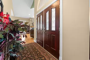 708 N Eagleridge Dr E, Bountiful, UT 84010 - Photo 4