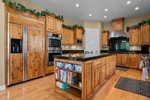 708 N Eagleridge Dr E, Bountiful, UT 84010 - Photo 12
