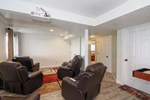 1833 N 350 E, Centerville, UT 84014 - Photo 46
