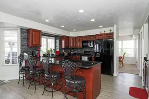 1833 N 350 E, Centerville, UT 84014 - Photo 16