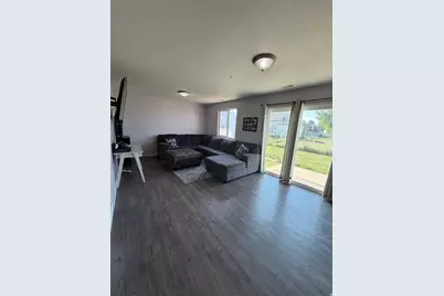 4135 W 4700 S, Roy, UT 84067 - Photo 16