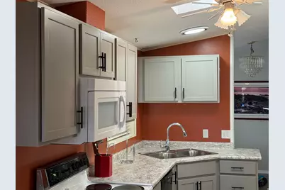 4451 S Pan American Dr, Murray, UT 84107 - Photo 4