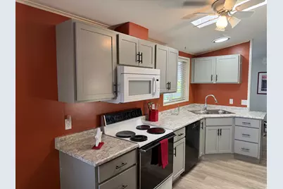 4451 S Pan American Dr, Murray, UT 84107 - Photo 2