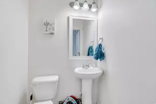 12 W Gilbride Ave, Murray, UT 84107 - Photo 6