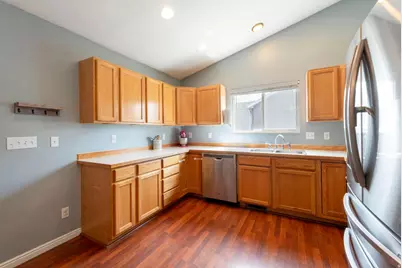 2047 E Weeping Willow Way N, Eagle Mountain, UT 84005 - Photo 6