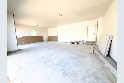 936 E 410 N #183, Hyde Park, UT 84318 - Photo 16