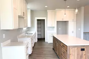 936 E 410 N, Hyde Park, UT 84318 - Photo 10