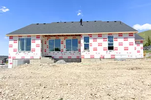 936 E 410 N, Hyde Park, UT 84318 - Photo 6