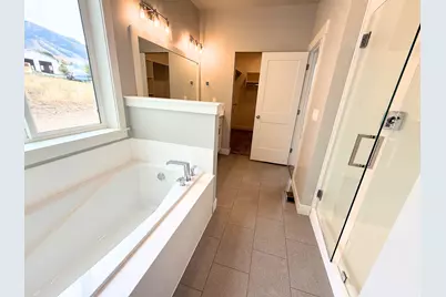 936 E 410 N #183, Hyde Park, UT 84318 - Photo 16