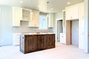 936 E 410 N, Hyde Park, UT 84318 - Photo 8