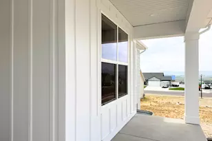 936 E 410 N, Hyde Park, UT 84318 - Photo 4